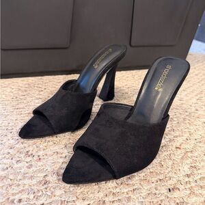 HEEL CLEAROUT SALE – Bundle & Save